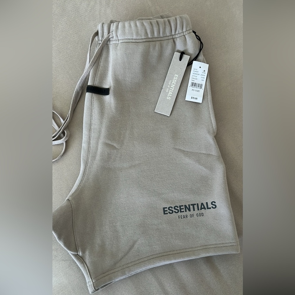 Fear Of God Essentials Sweat Shorts Tan Size Xs (With Dust Bag)